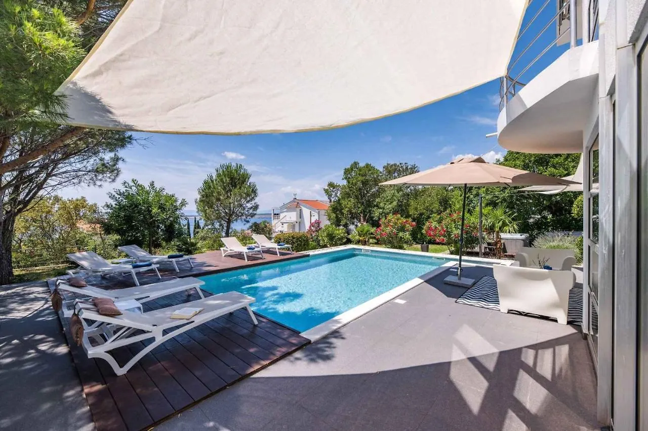 Holiday Home In Dramalj 39404 Hırvatistan